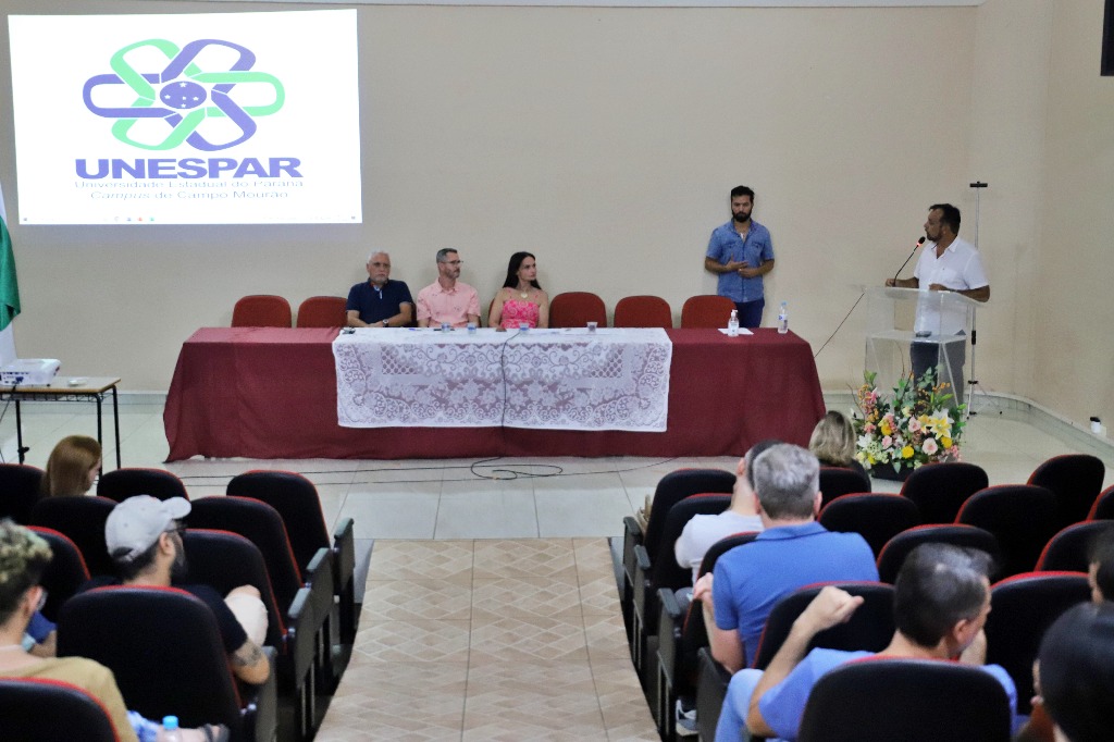 Coordenadores dos cursos de Graduação tomaram posse nesta terça-feira