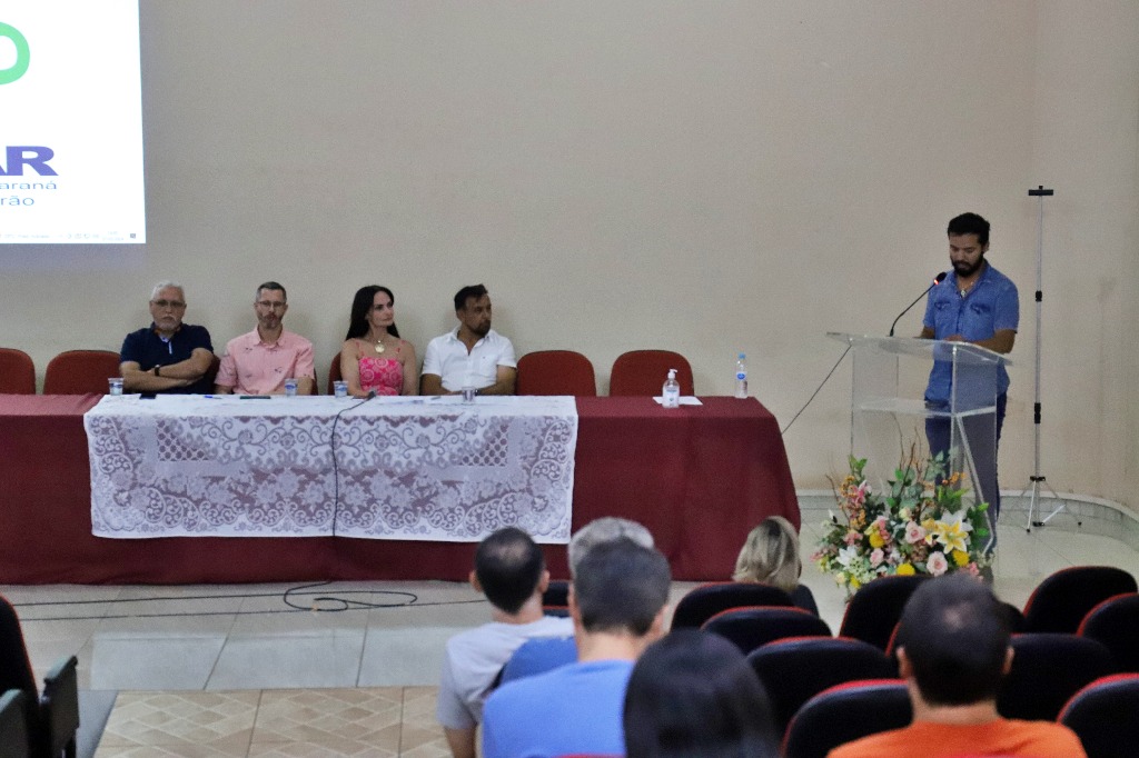 Coordenadores dos cursos de Graduação tomaram posse nesta terça-feira