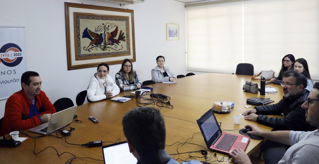 Unespar realiza reunião com a PROGRAD