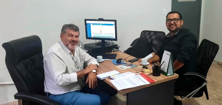 Parceria é estabelecida para divulgação do Vestibular 2024 da Unespar em Loanda e região