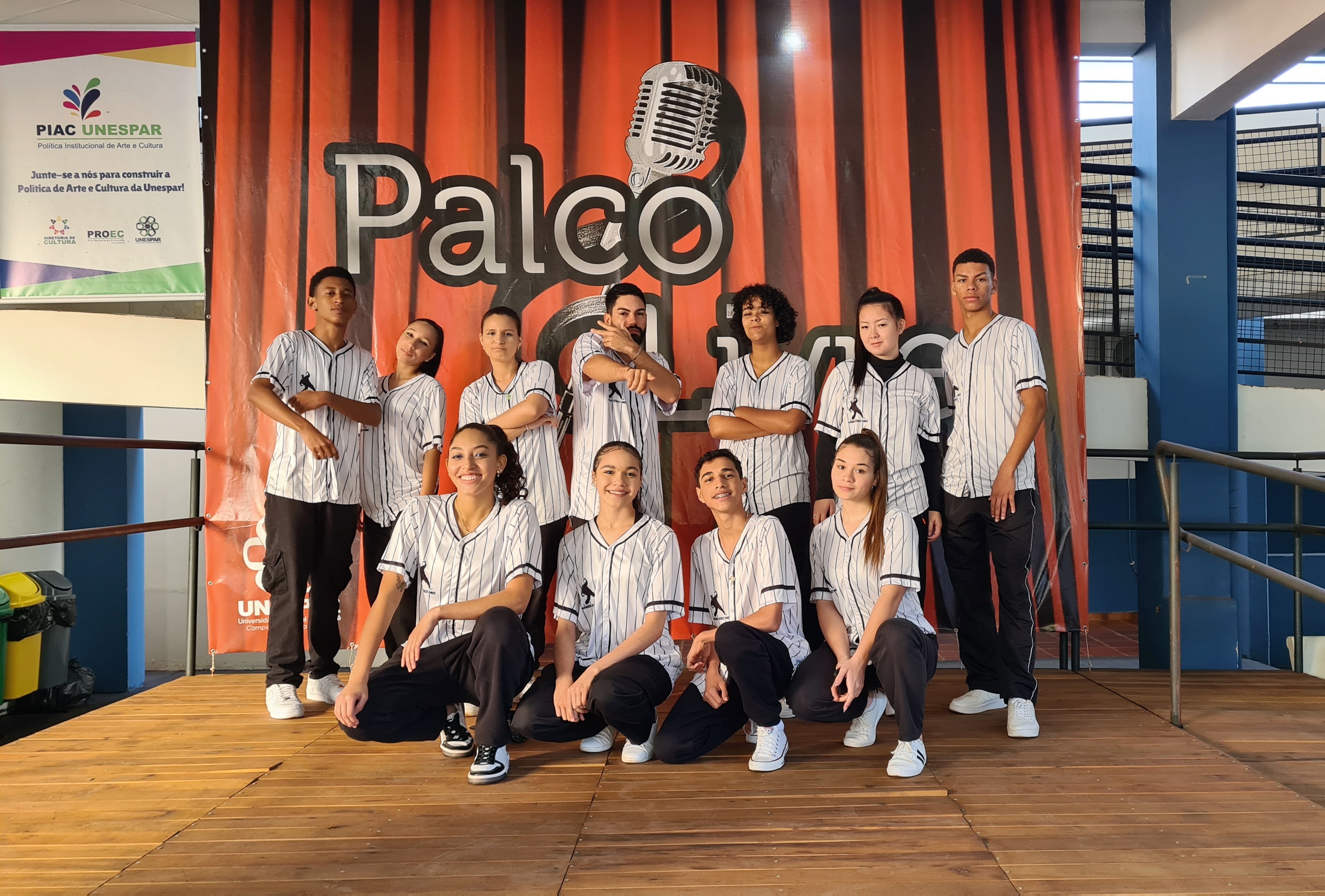 Projeto Palco Livre recebe grupo de dança Authentic Street Dance de Peabiru