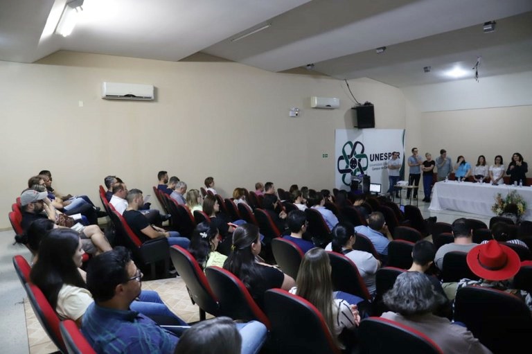 Reitoria e equipe de pró-reitorias realizam reuniões nos campi da Unespar